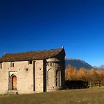 Hotell Vinas De Larrede